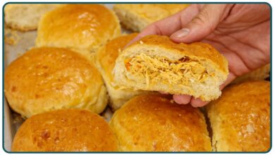 Pão de batata recheado com frango
