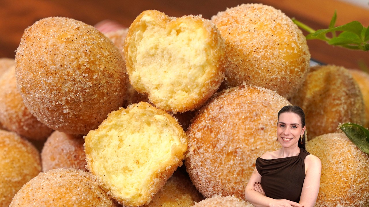 Bolinho de chuva sem trigo e sem leite, dourado e redondinho