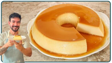 Pudim de leite condensado cremoso com caramelo