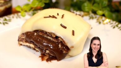 Pavê de chocolate cremoso com ganache de chocolate branco